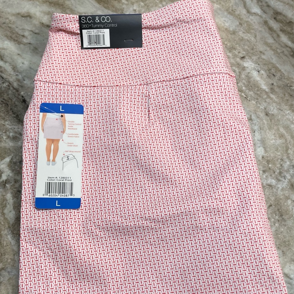 NWT ***** S.C & Co 360 Tummy control skort with pockets.